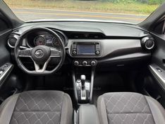 NISSAN KICKS 1.6 16V SV XTRONIC 2018/2018 KASPER VEÍCULOS DOIS IRMÃOS / Carros no Vale