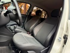 VOLKSWAGEN GOL 1.0 12V MPI TOTALFLEX TRENDLINE 2016/2017 KASPER VEÍCULOS DOIS IRMÃOS / Carros no Vale