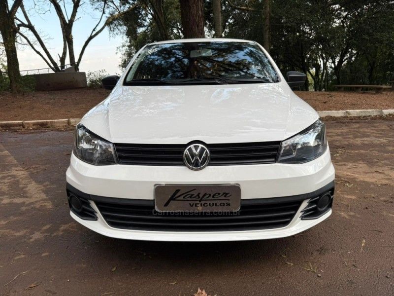 VOLKSWAGEN GOL 1.0 12V MPI TOTALFLEX TRENDLINE 2016/2017 KASPER VEÍCULOS DOIS IRMÃOS / Carros no Vale