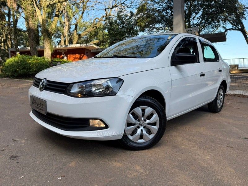 VOLKSWAGEN VOYAGE 1.0 MI CITY 8V 2014/2015 KASPER VEÍCULOS DOIS IRMÃOS / Carros no Vale