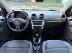 VOLKSWAGEN VOYAGE 1.0 MI CITY 8V 2014/2015 KASPER VEÍCULOS DOIS IRMÃOS / Carros no Vale