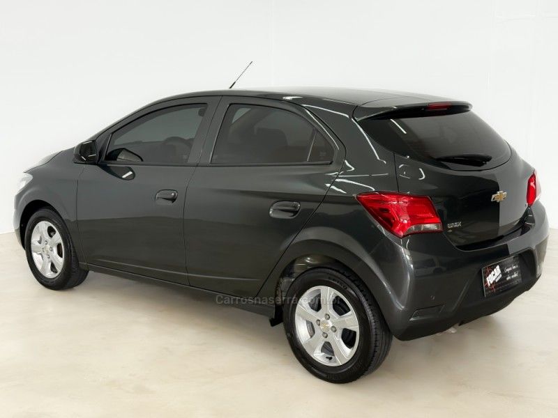 CHEVROLET ONIX 1.4 MPFI LT 8V 2019/2019 FOCAR VEÍCULOS CAXIAS DO SUL / Carros no Vale