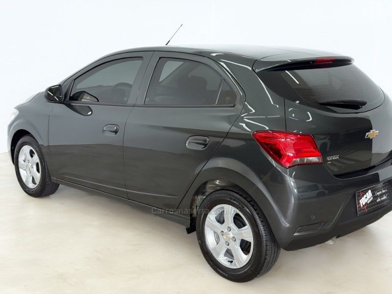 CHEVROLET ONIX 1.4 MPFI LT 8V 2019/2019 FOCAR VEÍCULOS CAXIAS DO SUL / Carros no Vale
