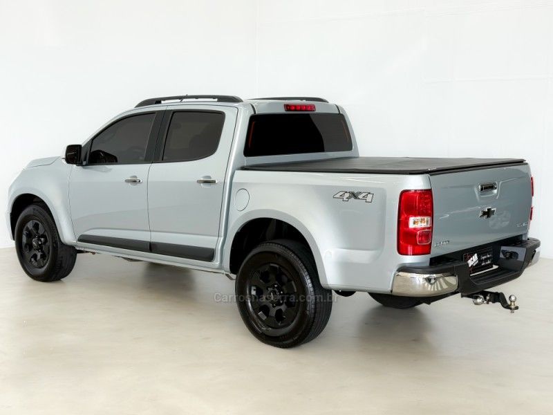 CHEVROLET S10 2.8 LTZ 4X4 CD 16V TURBO 2012/2013 FOCAR VEÍCULOS CAXIAS DO SUL / Carros no Vale