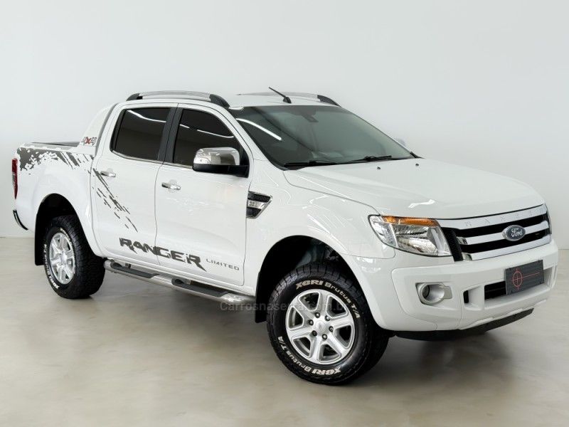 FORD RANGER 3.2 LIMITED 4X4 CD 20V 2015/2016 FOCAR VEÍCULOS CAXIAS DO SUL / Carros no Vale