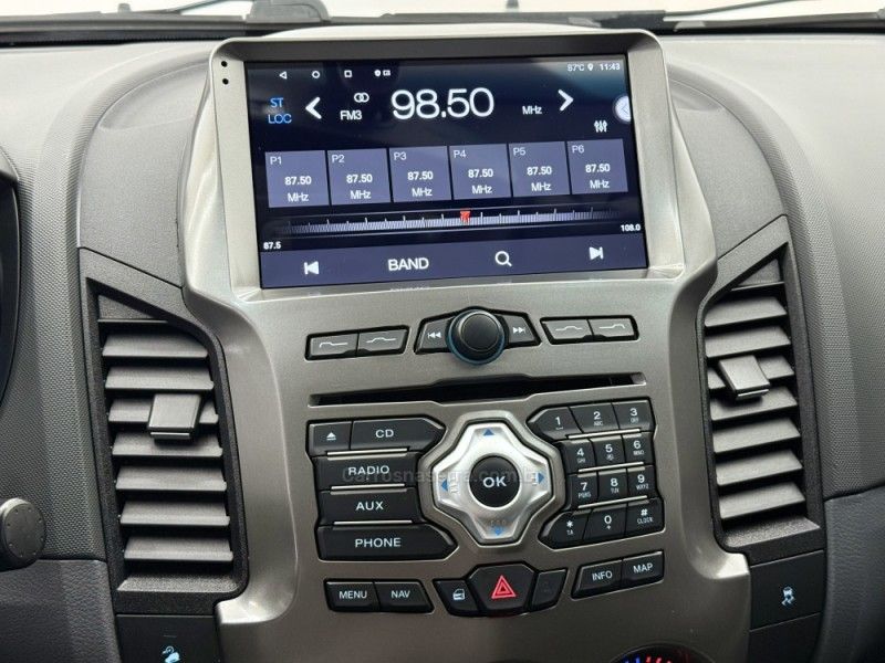 FORD RANGER 3.2 LIMITED 4X4 CD 20V 2015/2016 FOCAR VEÍCULOS CAXIAS DO SUL / Carros no Vale