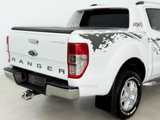 FORD RANGER 3.2 LIMITED 4X4 CD 20V 2015/2016 FOCAR VEÍCULOS CAXIAS DO SUL / Carros no Vale