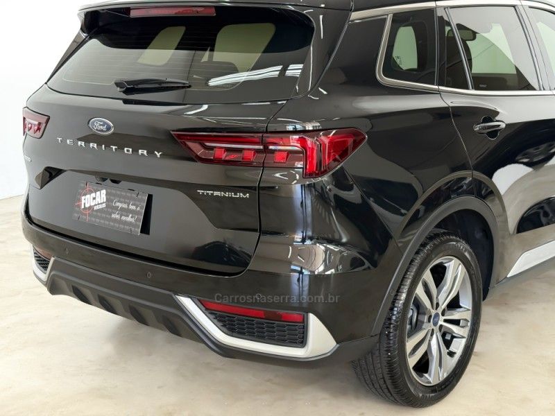 FORD TERRITORY 1.5 GTDI ECOBOOST TITANIUM 16V 2023/2024 FOCAR VEÍCULOS CAXIAS DO SUL / Carros no Vale
