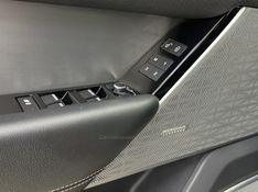 LAND ROVER RANGE ROVER VELAR 3.0 V6 P380 R-DYNAMIC SE 2018/2018 FOCAR VEÍCULOS CAXIAS DO SUL / Carros no Vale