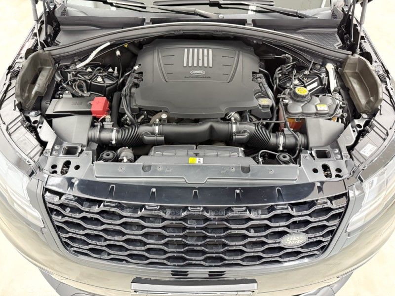 LAND ROVER RANGE ROVER VELAR 3.0 V6 P380 R-DYNAMIC SE 2018/2018 FOCAR VEÍCULOS CAXIAS DO SUL / Carros no Vale