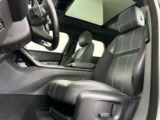 LAND ROVER RANGE ROVER VELAR 3.0 V6 P380 R-DYNAMIC SE 2018/2018 FOCAR VEÍCULOS CAXIAS DO SUL / Carros no Vale