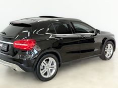 MERCEDES-BENZ GLA 200 1.6 CGI VISION 16V TURBO 2014/2015 FOCAR VEÍCULOS CAXIAS DO SUL / Carros no Vale