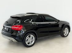 MERCEDES-BENZ GLA 200 1.6 CGI VISION 16V TURBO 2014/2015 FOCAR VEÍCULOS CAXIAS DO SUL / Carros no Vale