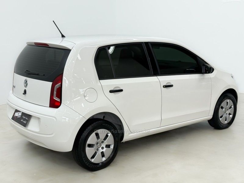 VOLKSWAGEN UP 1.0 MPI TAKE UP 12V 2016/2016 FOCAR VEÍCULOS CAXIAS DO SUL / Carros no Vale