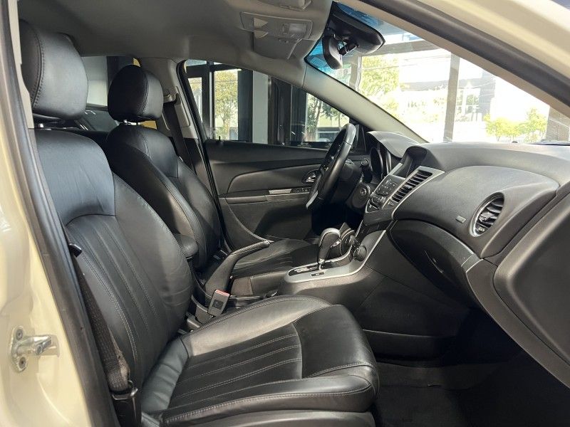 CHEVROLET CRUZE 1.8 LT 16V 2014/2014 PRIME MULTIMARCAS CAXIAS DO SUL / Carros no Vale