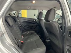 FORD FIESTA 1.6 SE HATCH 16V 2014/2014 PRIME MULTIMARCAS CAXIAS DO SUL / Carros no Vale