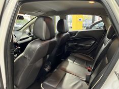 FORD FIESTA 1.6 SEL HATCH 16V 2013/2013 PRIME MULTIMARCAS CAXIAS DO SUL / Carros no Vale