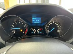 FORD FOCUS 2.0 SE 16V 2015/2015 PRIME MULTIMARCAS CAXIAS DO SUL / Carros no Vale