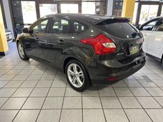 FORD FOCUS 2.0 SE 16V 2015/2015 PRIME MULTIMARCAS CAXIAS DO SUL / Carros no Vale