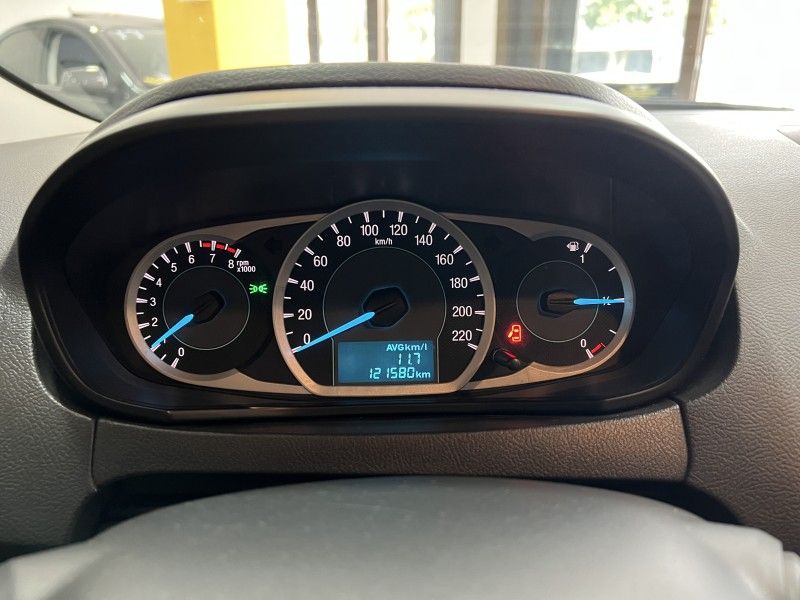 FORD KA 1.0 SEL 12V 2015/2015 PRIME MULTIMARCAS CAXIAS DO SUL / Carros no Vale