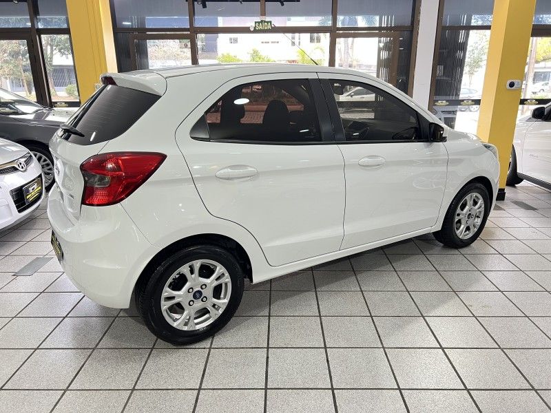 FORD KA 1.0 SEL 12V 2015/2015 PRIME MULTIMARCAS CAXIAS DO SUL / Carros no Vale