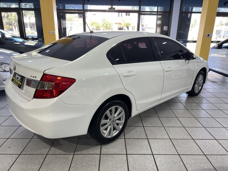 HONDA CIVIC 1.8 LXS 16V 2013/2013 PRIME MULTIMARCAS CAXIAS DO SUL / Carros no Vale