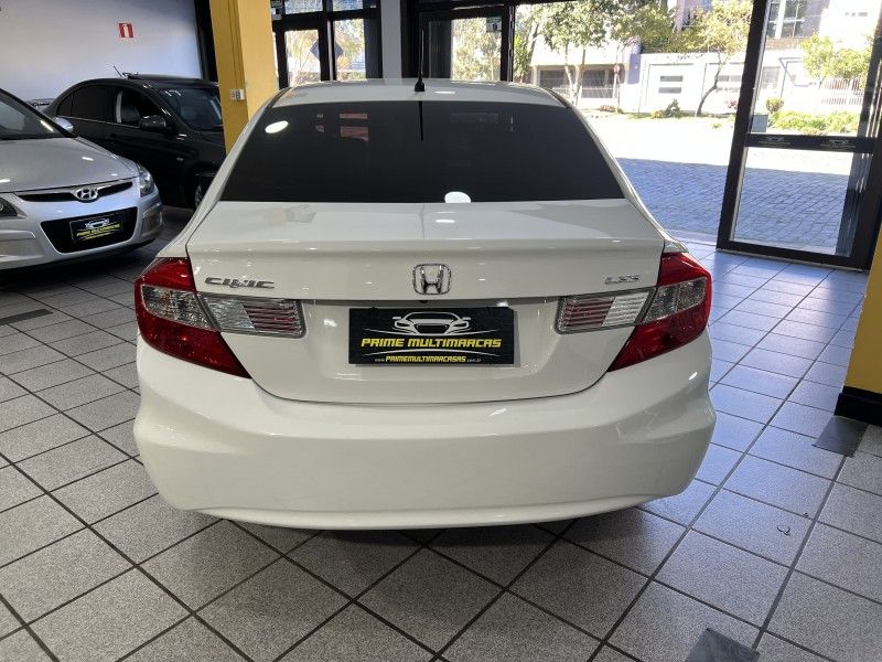 HONDA CIVIC 1.8 LXS 16V 2013/2013 PRIME MULTIMARCAS CAXIAS DO SUL / Carros no Vale