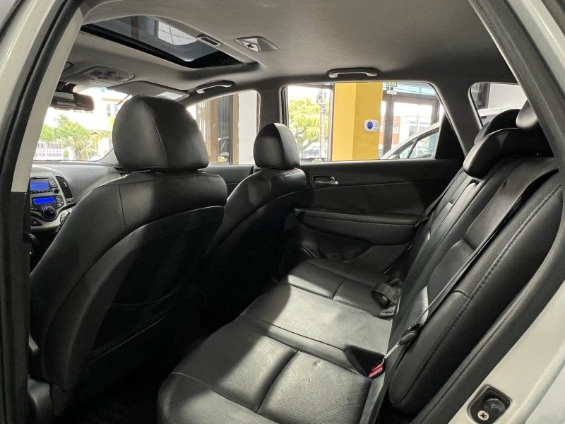 HYUNDAI I30 CW 2.0 MPFI GLS 16V 2011/2011 PRIME MULTIMARCAS CAXIAS DO SUL / Carros no Vale