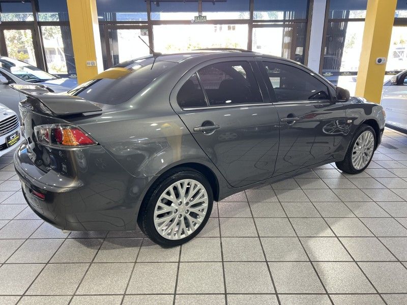 MITSUBISHI LANCER 2.0 HLE 16V 2016/2017 PRIME MULTIMARCAS CAXIAS DO SUL / Carros no Vale