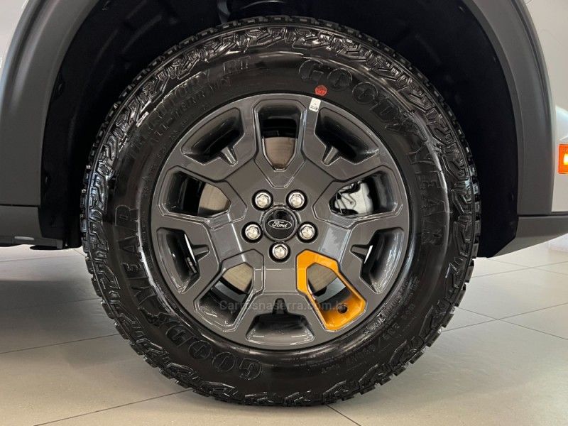 FORD MAVERICK 2.0 TREMOR TURBO 16V 2025/2025 ÓTIMA CAR FLORES DA CUNHA / Carros no Vale