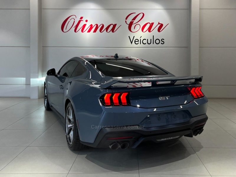 FORD MUSTANG 5.0 GT PERFORMANCE V8 2024/2025 ÓTIMA CAR FLORES DA CUNHA / Carros no Vale