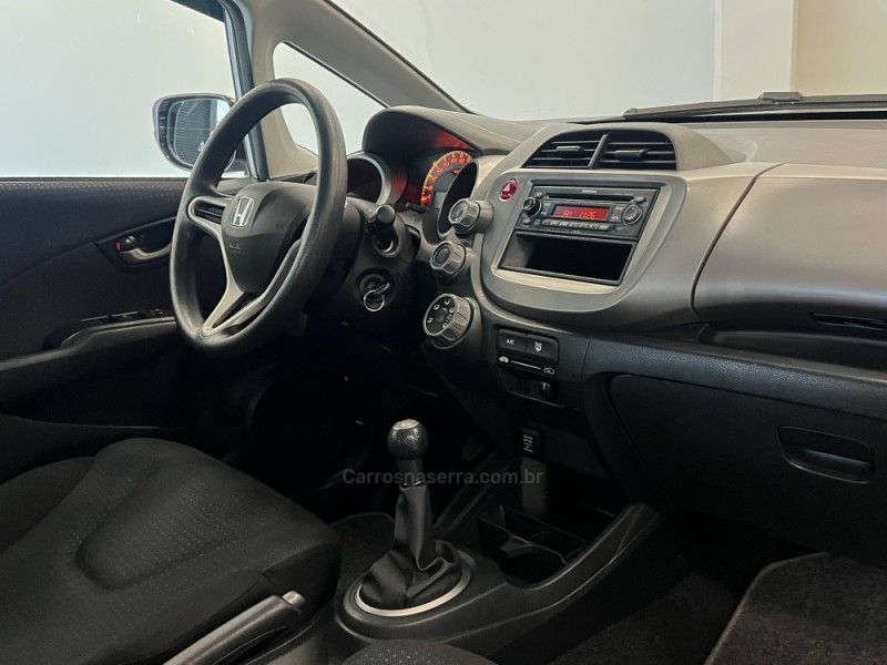 HONDA FIT 1.4 LXL 16V 2010/2010 ÓTIMA CAR FLORES DA CUNHA / Carros no Vale