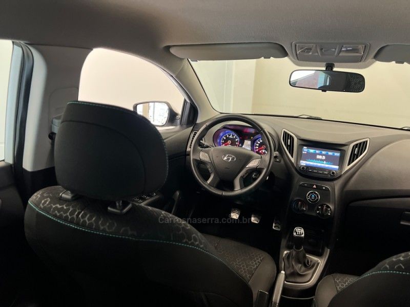 HYUNDAI HB20X 1.6 16V STYLE 2019/2019 ÓTIMA CAR FLORES DA CUNHA / Carros no Vale