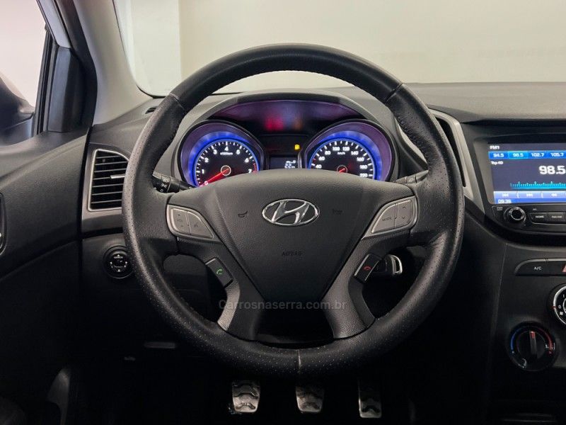 HYUNDAI HB20X 1.6 16V STYLE 2019/2019 ÓTIMA CAR FLORES DA CUNHA / Carros no Vale