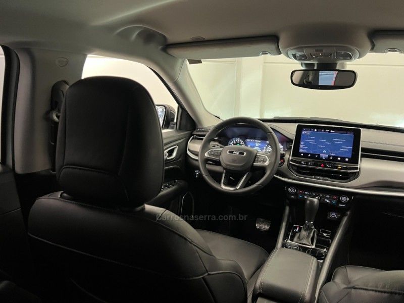 JEEP COMPASS 1.3 LONGITUDE T270 16V TURBO 4X2 2022/2022 ÓTIMA CAR FLORES DA CUNHA / Carros no Vale