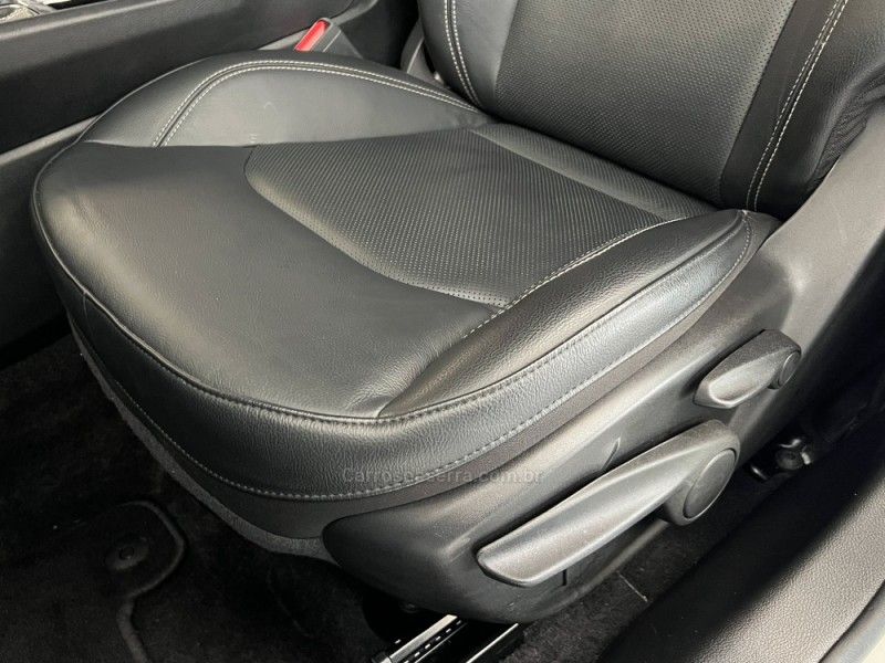 JEEP COMPASS 1.3 LONGITUDE T270 16V TURBO 4X2 2022/2023 ÓTIMA CAR FLORES DA CUNHA / Carros no Vale