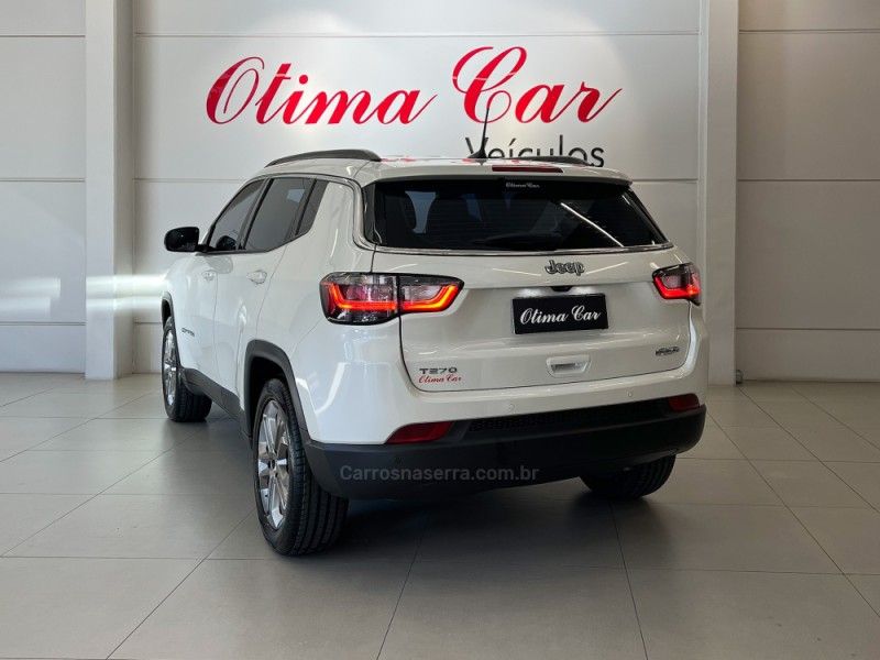 JEEP COMPASS 1.3 LONGITUDE T270 16V TURBO 4X2 2022/2023 ÓTIMA CAR FLORES DA CUNHA / Carros no Vale