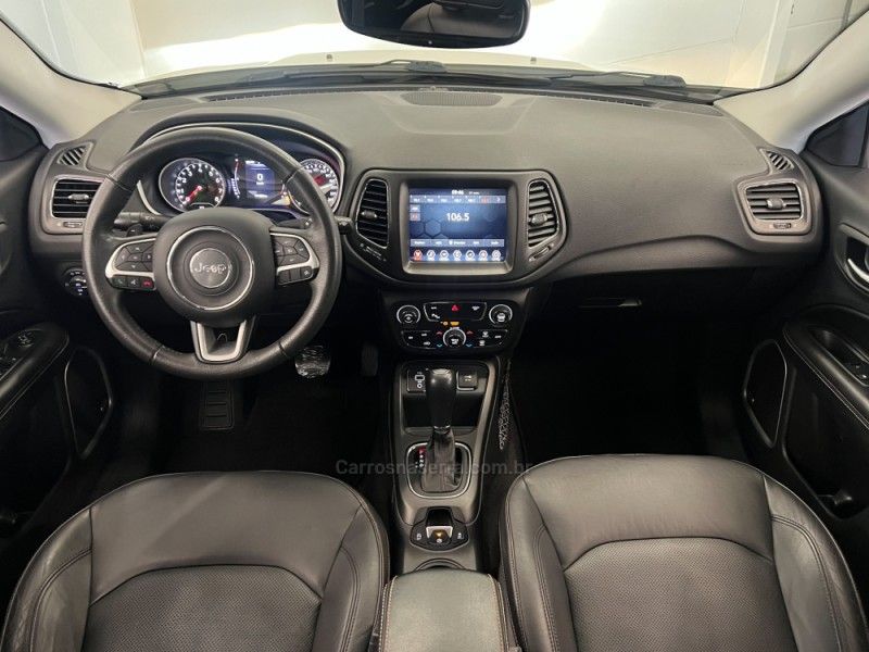 JEEP COMPASS 2.0 16V LONGITUDE 2018/2018 ÓTIMA CAR FLORES DA CUNHA / Carros no Vale
