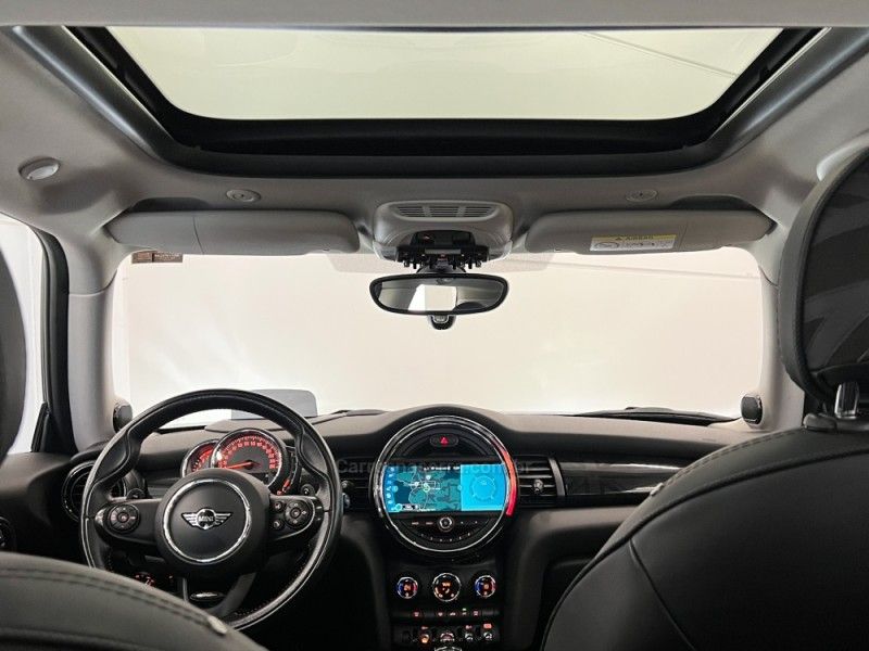 MINI COOPER 2.0 S TOP 16V TURBO 2018/2019 ÓTIMA CAR FLORES DA CUNHA / Carros no Vale
