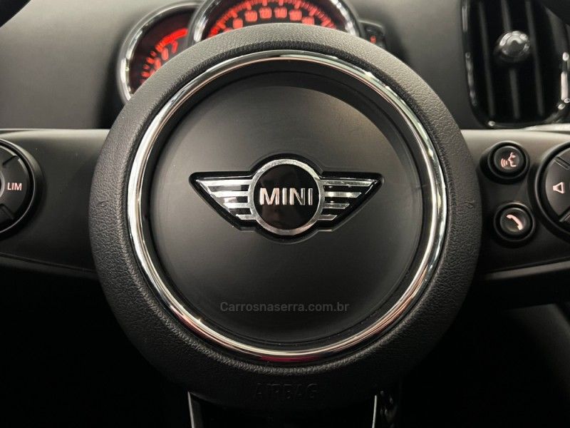 MINI COUNTRYMAN 1.5 TWINPOWER 12V TURBO 2018/2019 ÓTIMA CAR FLORES DA CUNHA / Carros no Vale