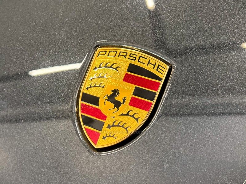 PORSCHE MACAN 2.0 16V 2024/2025 ÓTIMA CAR FLORES DA CUNHA / Carros no Vale