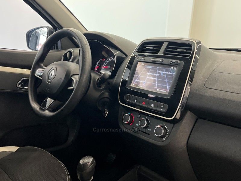 RENAULT KWID 1.0 12V SCE INTENSE 2017/2018 ÓTIMA CAR FLORES DA CUNHA / Carros no Vale