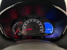 RENAULT KWID 1.0 12V SCE INTENSE 2017/2018 ÓTIMA CAR FLORES DA CUNHA / Carros no Vale