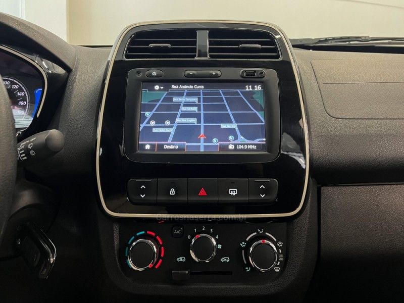 RENAULT KWID 1.0 12V SCE INTENSE 2017/2018 ÓTIMA CAR FLORES DA CUNHA / Carros no Vale