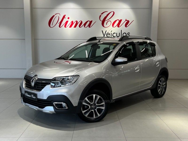 RENAULT SANDERO 1.6 STEPWAY ICONIC X-TRONIC 16V 2021/2022 ÓTIMA CAR FLORES DA CUNHA / Carros no Vale