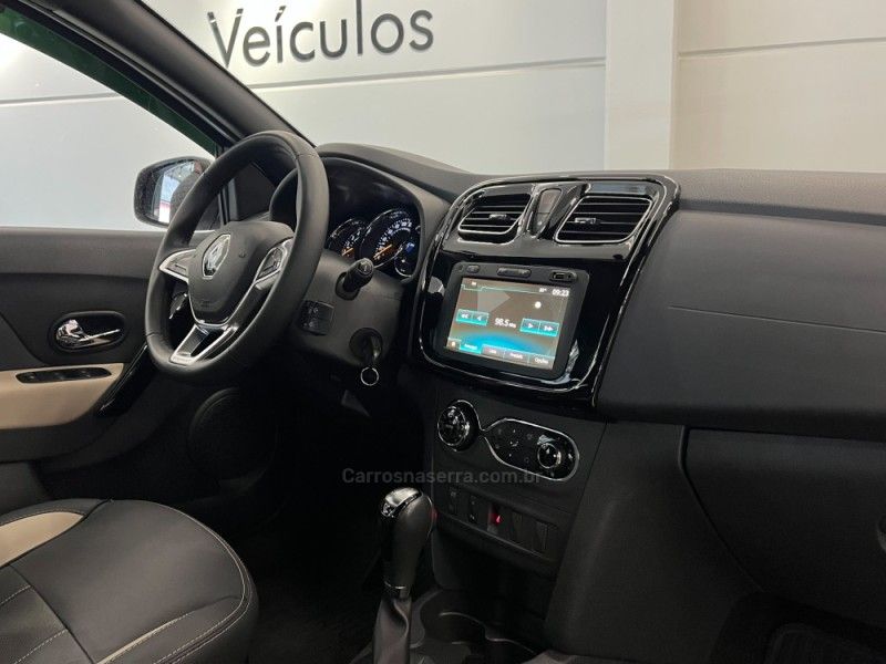 RENAULT SANDERO 1.6 STEPWAY ICONIC X-TRONIC 16V 2021/2022 ÓTIMA CAR FLORES DA CUNHA / Carros no Vale