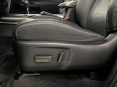 TOYOTA HILUX SW4 2.8 SRX 4X4 7 LUGARES 16V TURBO INTERCOOLER 2023/2024 ÓTIMA CAR FLORES DA CUNHA / Carros no Vale