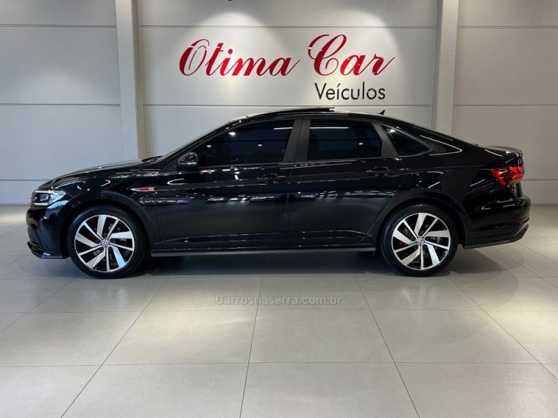 VOLKSWAGEN JETTA 2.0 16V TSI GLI 350 2020/2020 ÓTIMA CAR FLORES DA CUNHA / Carros no Vale