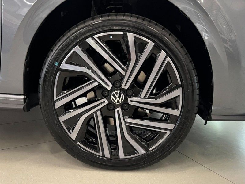 VOLKSWAGEN VIRTUS 1.4 250 TSI 16V EXCLUSIVE 2025/2026 ÓTIMA CAR FLORES DA CUNHA / Carros no Vale