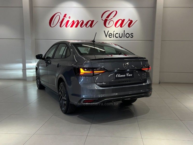 VOLKSWAGEN VIRTUS 1.4 250 TSI 16V EXCLUSIVE 2025/2026 ÓTIMA CAR FLORES DA CUNHA / Carros no Vale